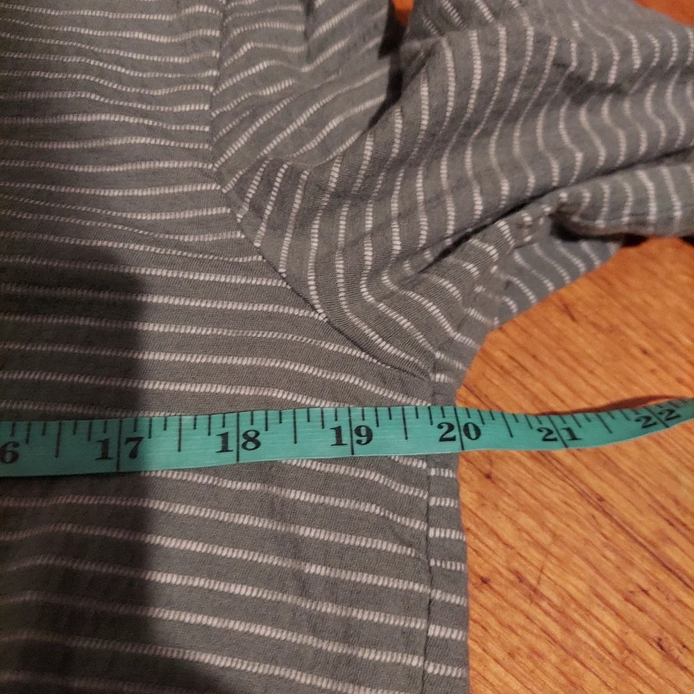 J. Crew Stripe Shirt Medium Green Long Sleeve Heritage Tee Relaxed Fit Preppy